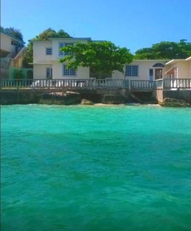 Hotel Jamrock Secret Retreat Montego Bay Exterior foto